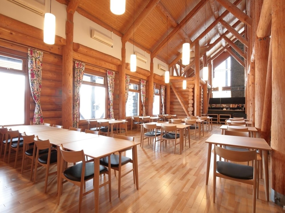 レストラン1 | ログホテル ザ メープルロッジ レストラン1 | ログホテル ザ メープルロッジ