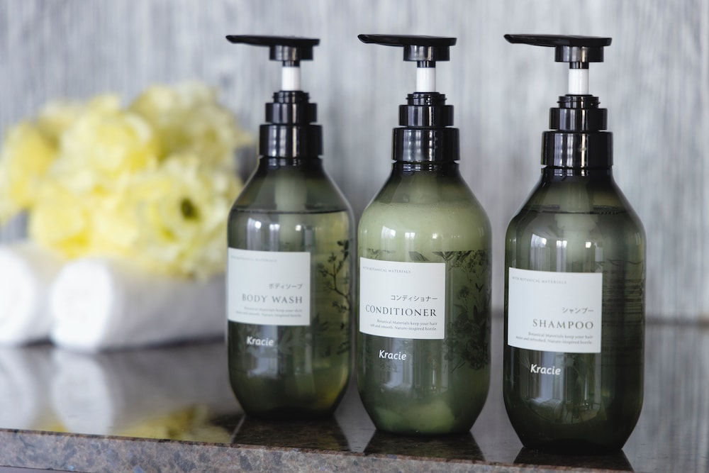 スタンダードツインルーム 禁煙 (セミダブルベッド2台) バスルーム2 | センチュリオンホテル クラシック 奈良