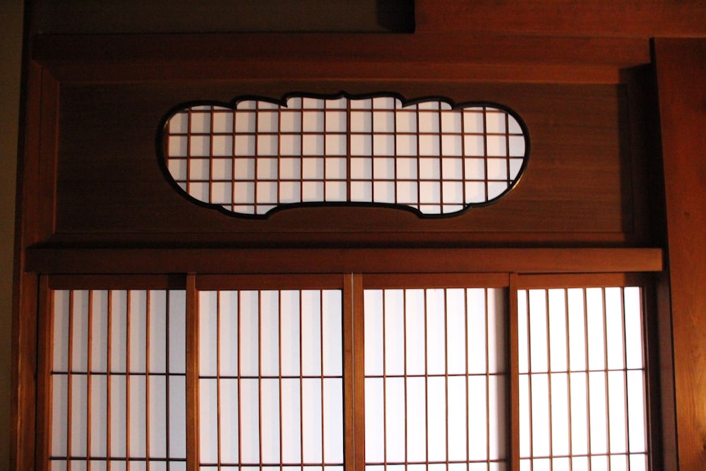 クラシック ツインルーム 禁煙 客室3 | はる家 ならまち