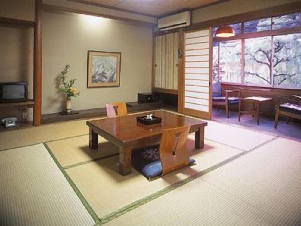 客室1 | 城崎温泉 まつや