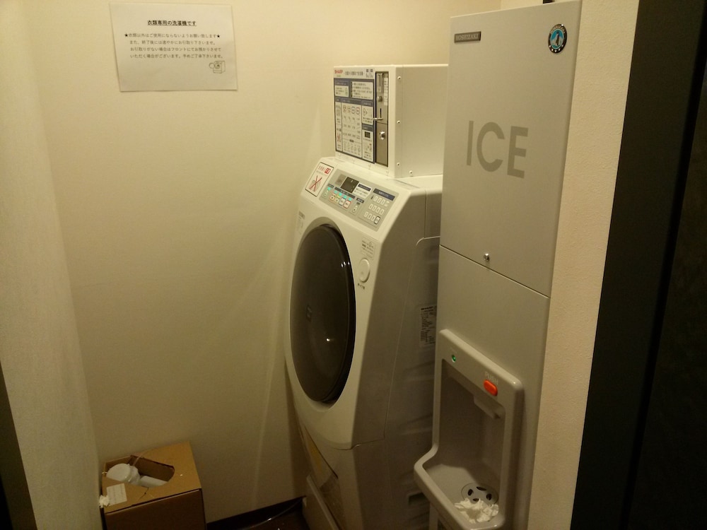 ランドリー ルーム1 | the b 新橋