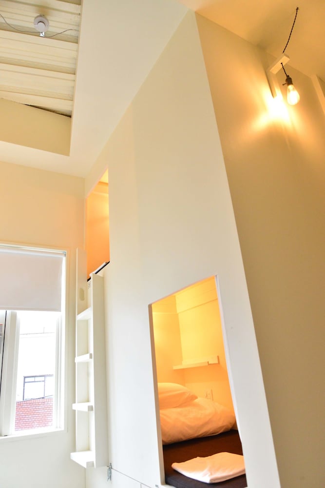 2名様用 BUNKベッド（女性専用） 客室2 | アーモンド ホステル & カフェ 渋谷