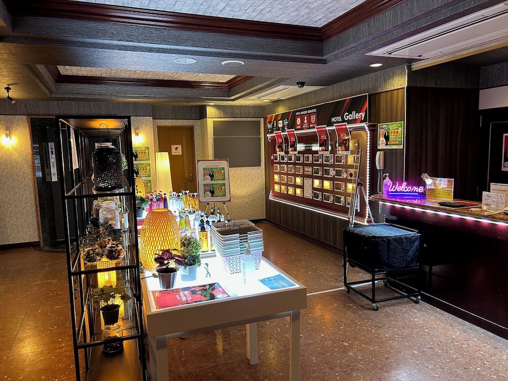 フロント1 | ホテルギャラリー - 大人限定