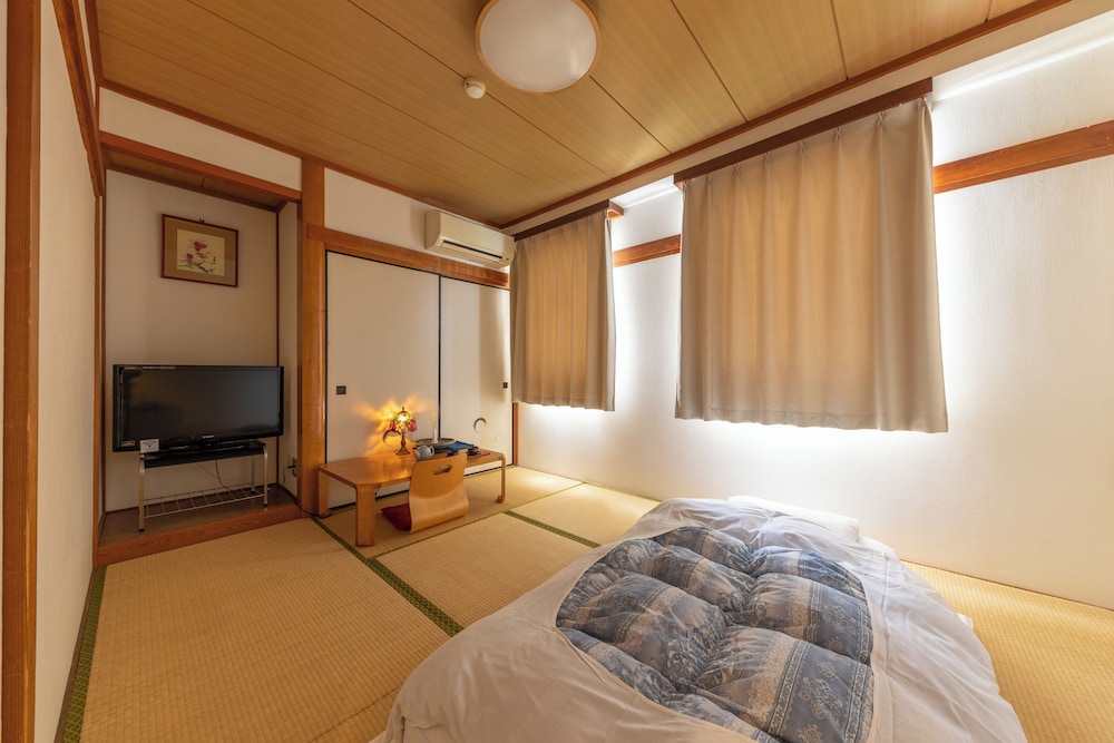 和室 6畳 禁煙 | ビジネスホテル林荘