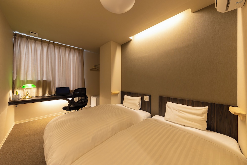 ツインルーム 禁煙 シャワーブースのみ 客室2 | ビジネスホテル林荘