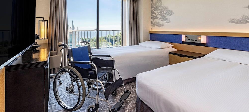 ヒルトンアクセシブルツイン 客室1 | ヒルトン 小田原 リゾート&スパ