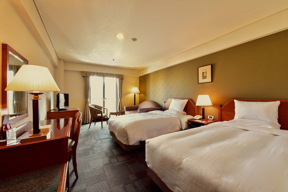 スタンダード ルーム ベッド (複数台) 客室2 | ANAクラウンプラザホテル長崎グラバーヒル by IHG