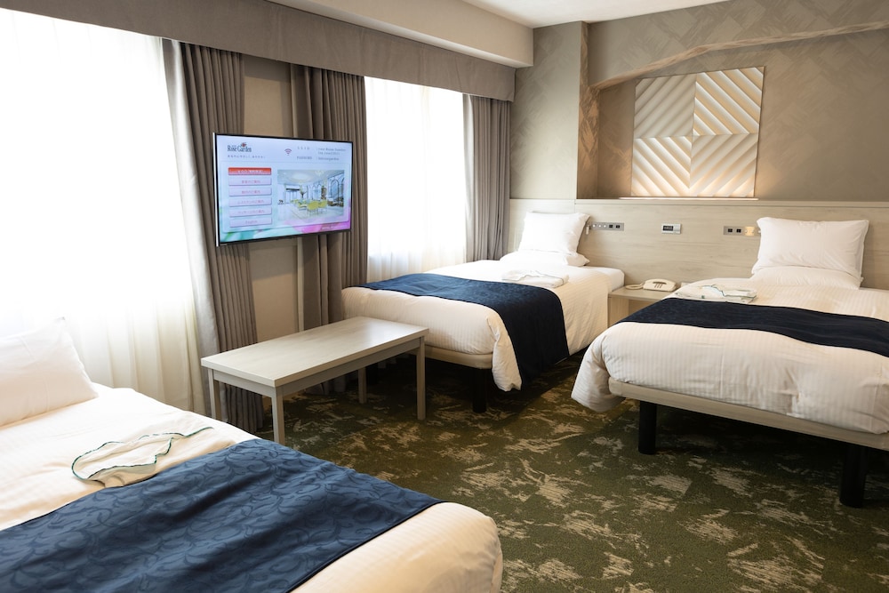 スーペリア トリプルルーム 禁煙 客室1 | ホテルローズガーデン新宿