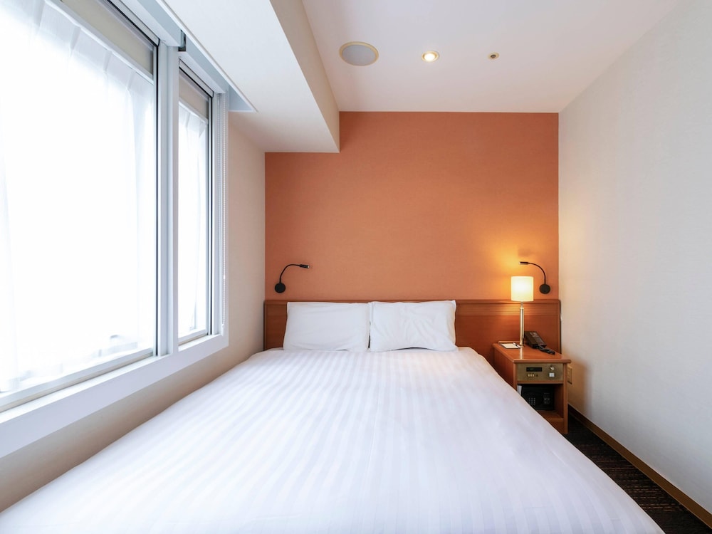 スタンダード ルーム クイーンベッド 1 台 禁煙 客室2 | コンフォートイン東京六本木