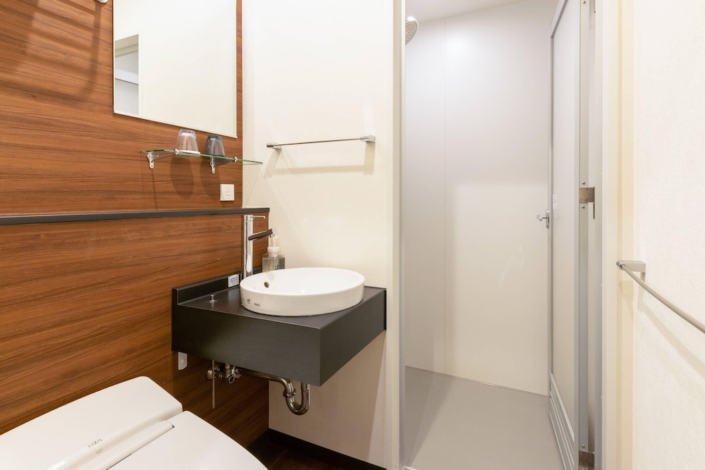 スタンダード ルーム シングルベッド 2 台 禁煙 客室2 | コンフォートイン東京六本木