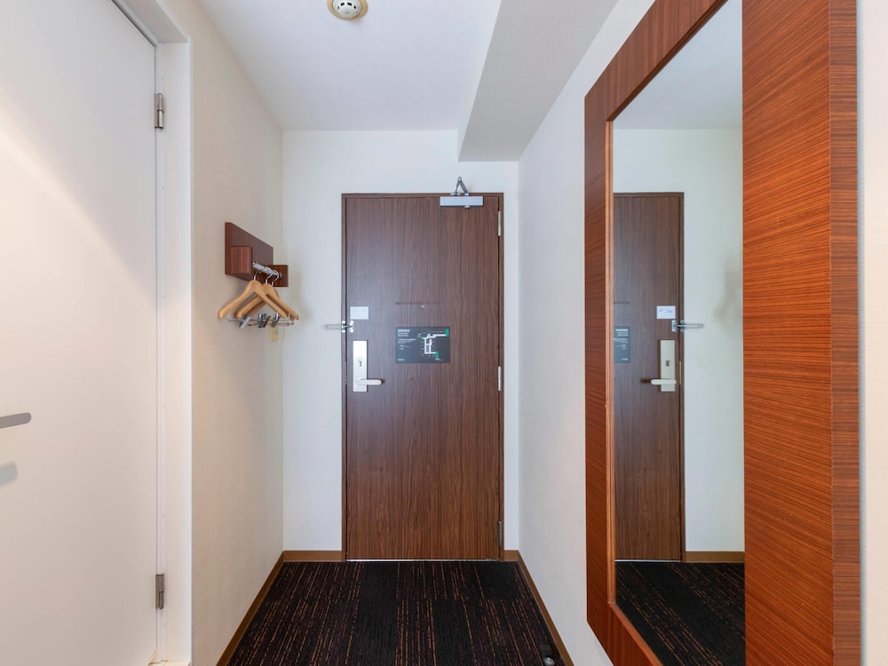 スタンダード ルーム クイーンベッド 1 台 禁煙 客室2 | コンフォートイン東京六本木