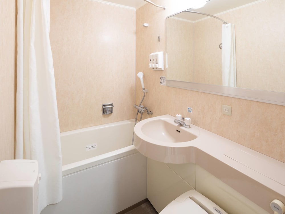 ルーム シングルベッド 2 台 禁煙 バスルーム0 | コンフォートホテル成田