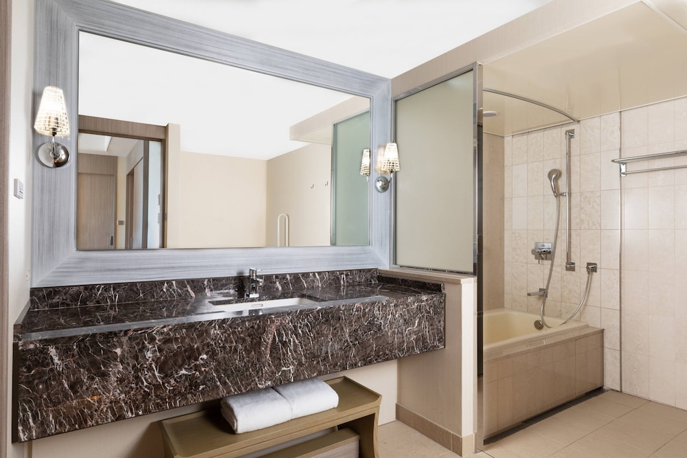 デラックス ルーム シングルベッド 2 台 禁煙 シティビュー バスルーム0 | 東京マリオットホテル