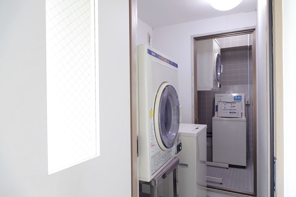 ランドリー ルーム1 | the b 三軒茶屋
