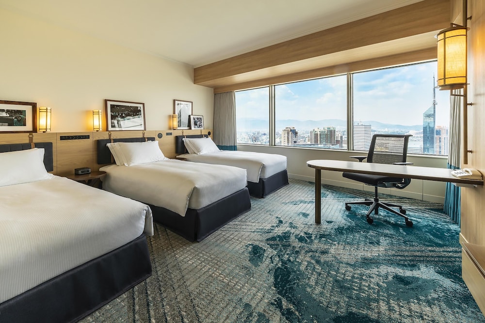 Triple Premium Deluxe | ヒルトン福岡シーホーク