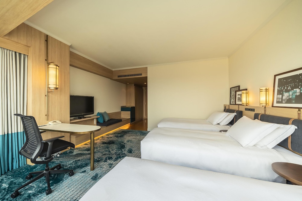 Triple Premium Deluxe 客室1 | ヒルトン福岡シーホーク