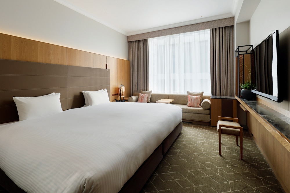 スーペリアワイドキング (禁煙) (246cm × 205cm) 客室4 | ホテル ザ セレスティン東京芝