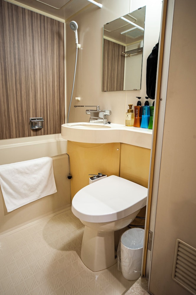 スタンダード ツインルーム 禁煙 バスルーム0 | Hotel IL FIORE Kasai Annex