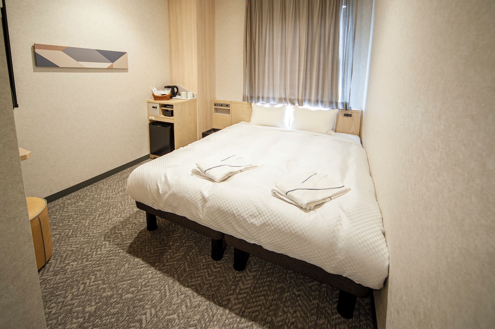 ベーシック ダブルルーム 客室2 | Hotel IL FIORE Kasai Annex