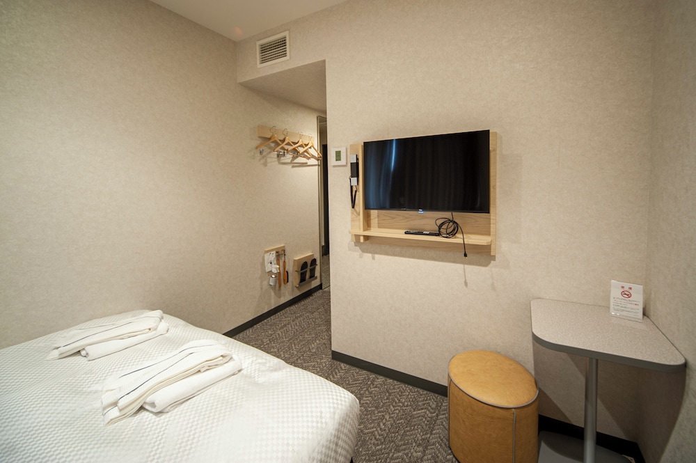 ベーシック ダブルルーム 客室1 | Hotel IL FIORE Kasai Annex