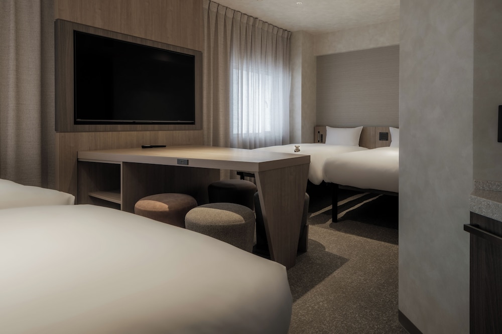 ファミリー4(禁煙) | the b 赤坂