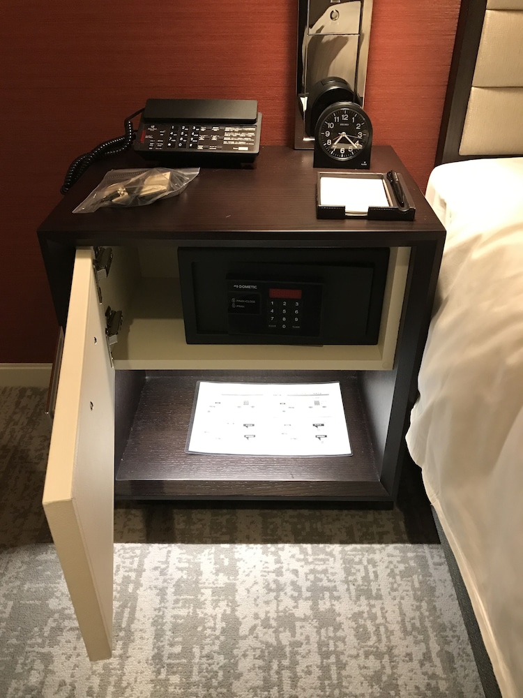 スーペリア ツインルーム 禁煙 (9-10F)(アッパーフロア) セーフティボックス0 | 東京プリンスホテル