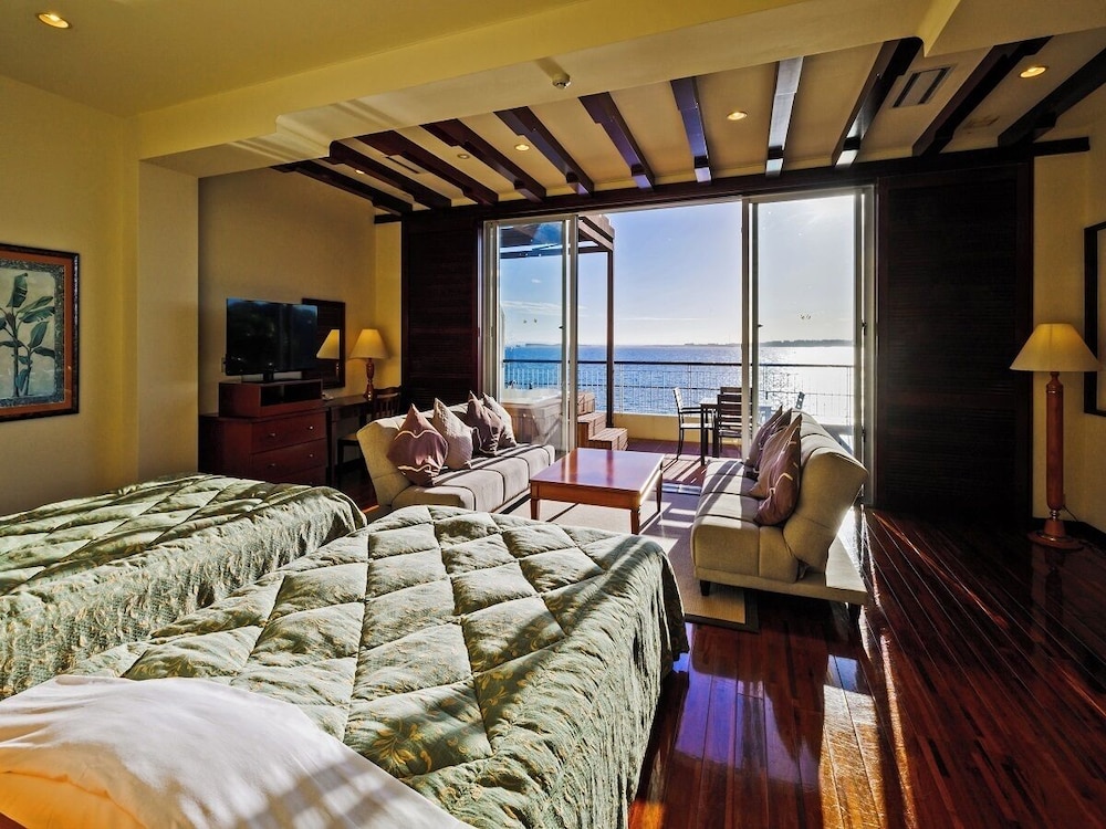 アビアン ビーチサイド コテージ プレミアムルーム オーシャンビュー ジェットバス付 1階 | カヌチャベイホテル & ヴィラズ