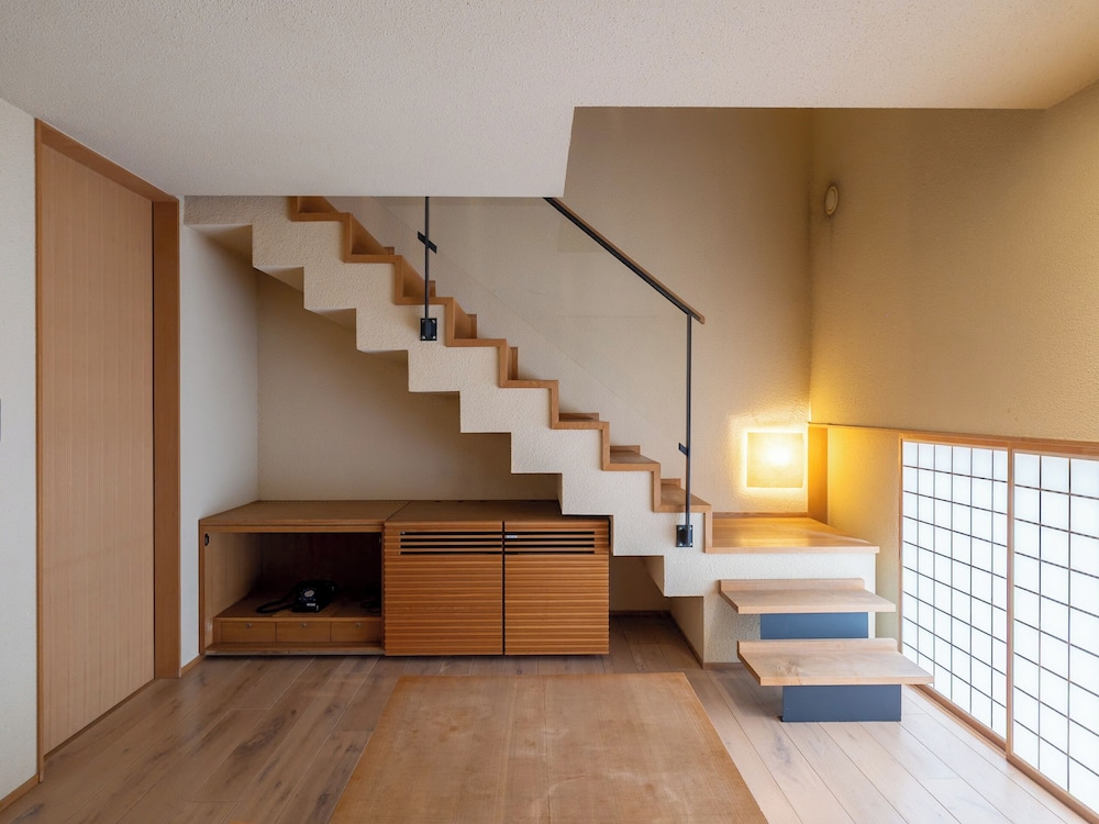 スタンダード ロフト 専用バスルーム 中 2 階 | 小樽旅亭 藏群