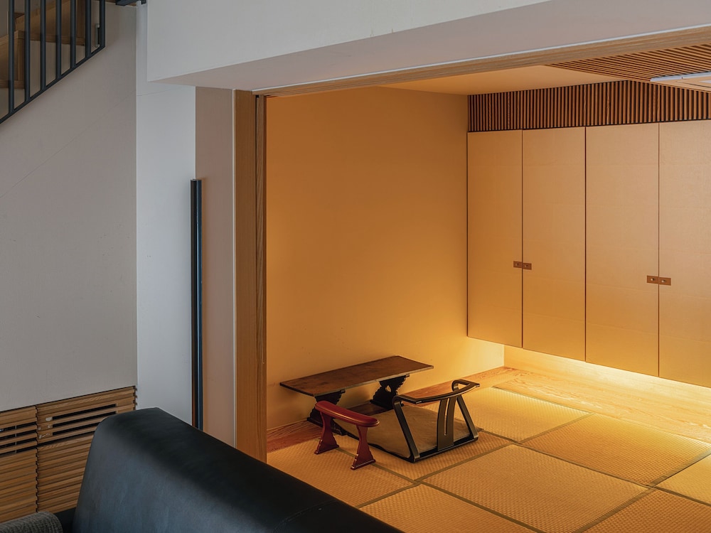 半露天温泉メゾネット和洋室 客室3 | 小樽リトリート 蔵群 by 温故知新