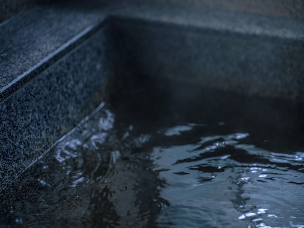 半露天温泉メゾネット和洋室 バスルーム0 | 小樽リトリート 蔵群 by 温故知新