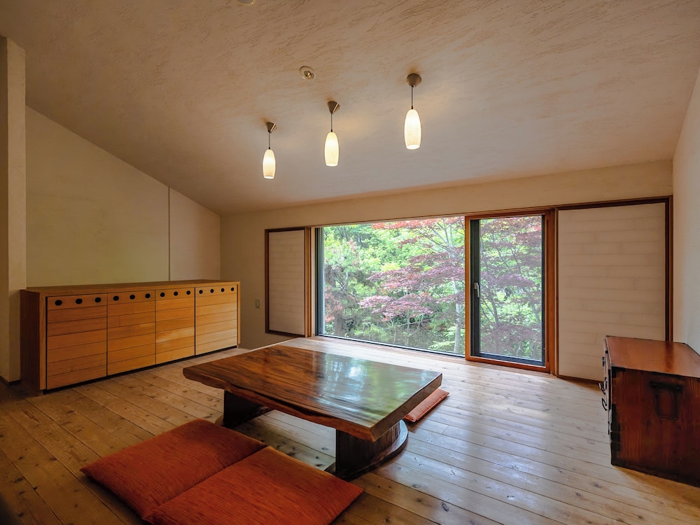 リバービュー 2階フラット 和洋室 禁煙 客室2 | 小樽旅亭 藏群