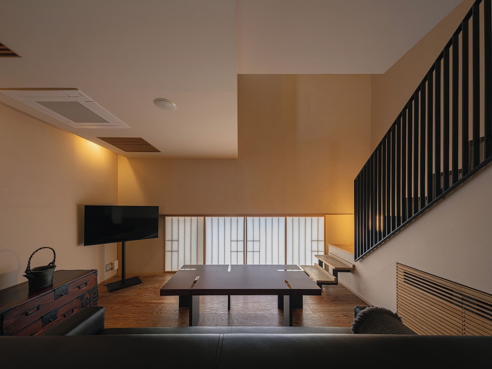 半露天温泉メゾネット和洋室 | 小樽リトリート 蔵群 by 温故知新