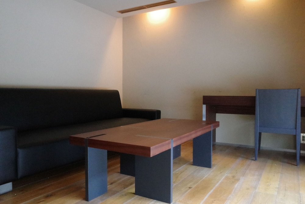 スタンダード ロフト 専用バスルーム 中 2 階 リビングルーム0 | 小樽旅亭 藏群