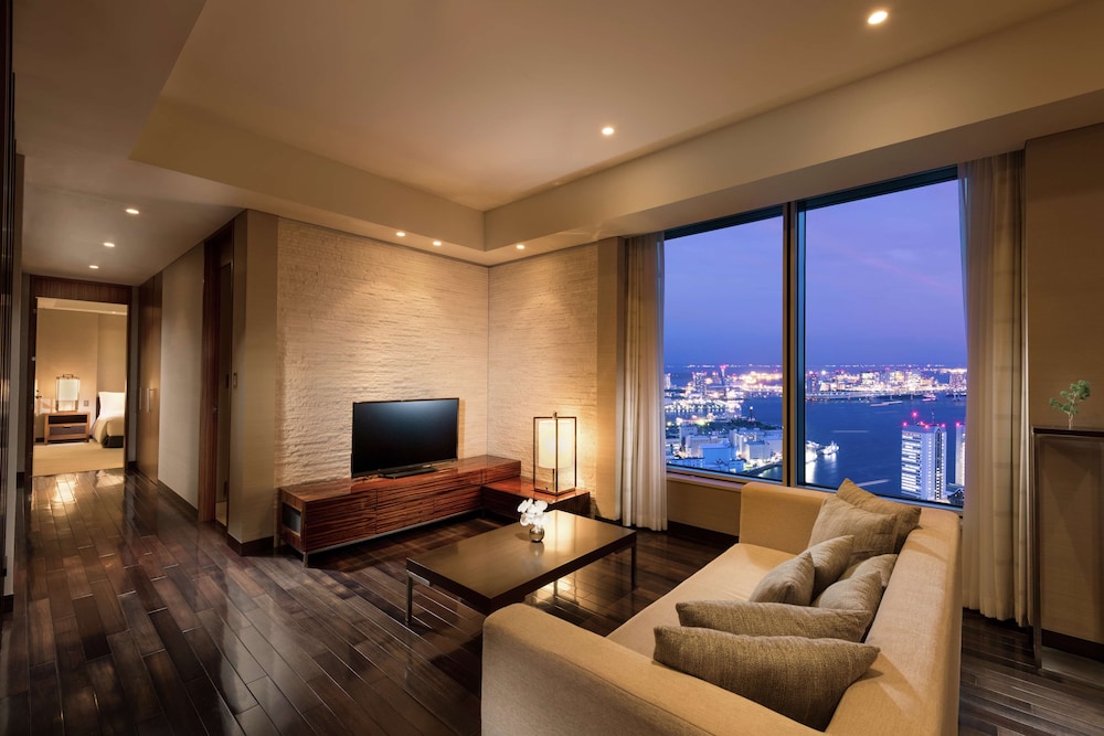 デラックス スイート 2 ベッドルーム | コンラッド東京