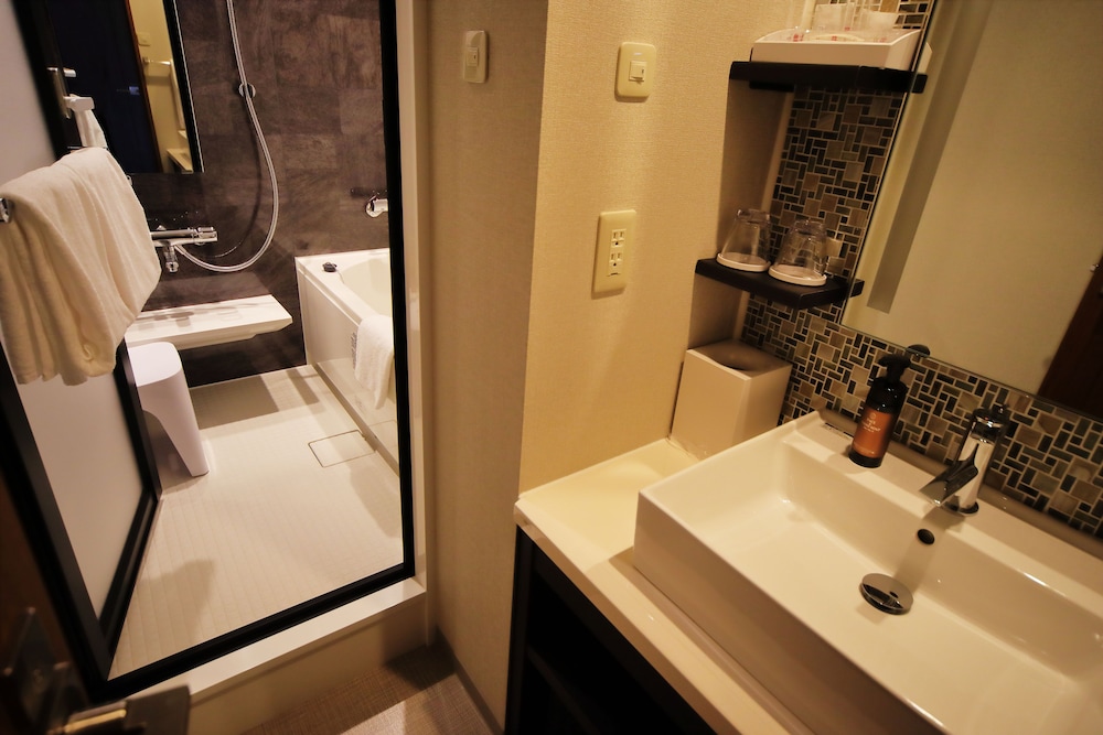 新館クラブツインルーム 禁煙 バスルーム1 | ホテル サンルート 浅草