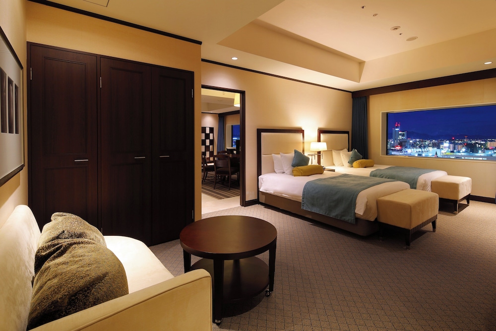 プレジデンシャル スイート シングルベッド 2 台 シティビュー | ANAクラウンプラザホテル岡山 by IHG