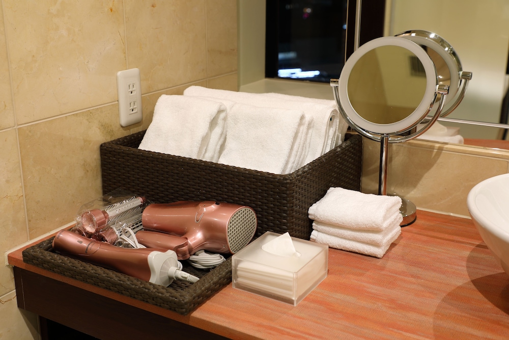 ジュニア スイート キングベッド 1 台 シティビュー バスルームの設備0 | ANAクラウンプラザホテル岡山 by IHG