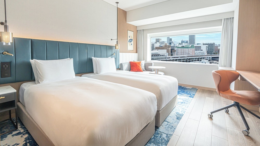 プレミアム ルーム シングルベッド 2 台 バリアフリー シティビュー (Club Lounge Access) | ANAクラウンプラザホテル岡山 by IHG