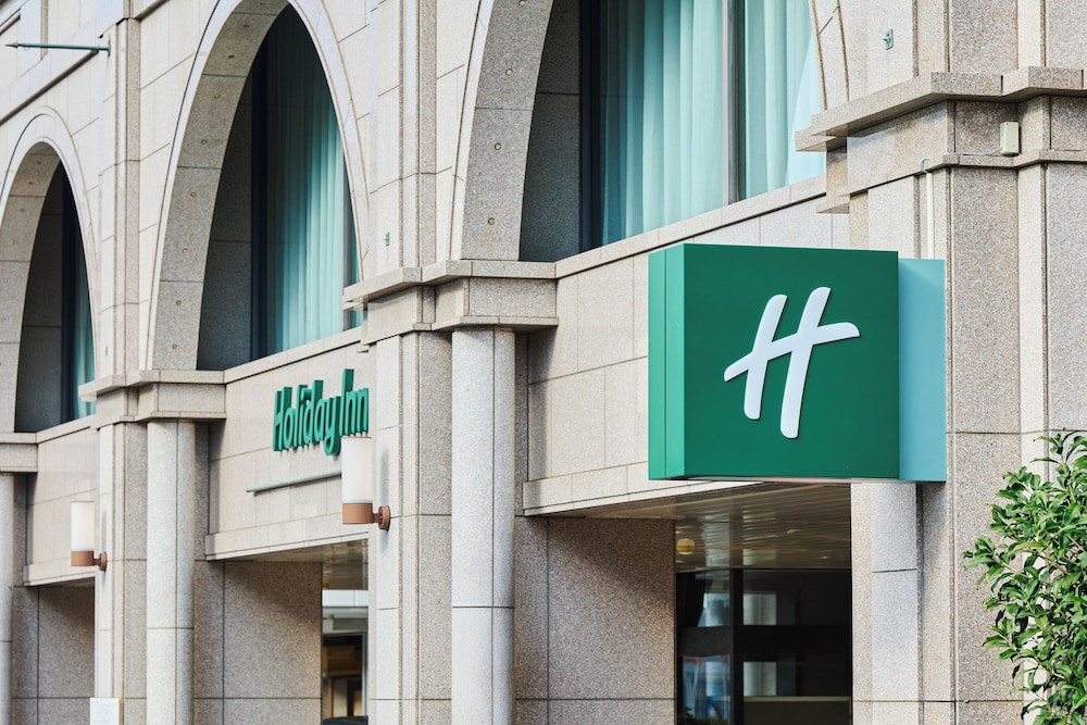 外観1 | Holiday Inn Kyoto Gojo by IHG | Holiday Inn Kyoto Gojo by IHG