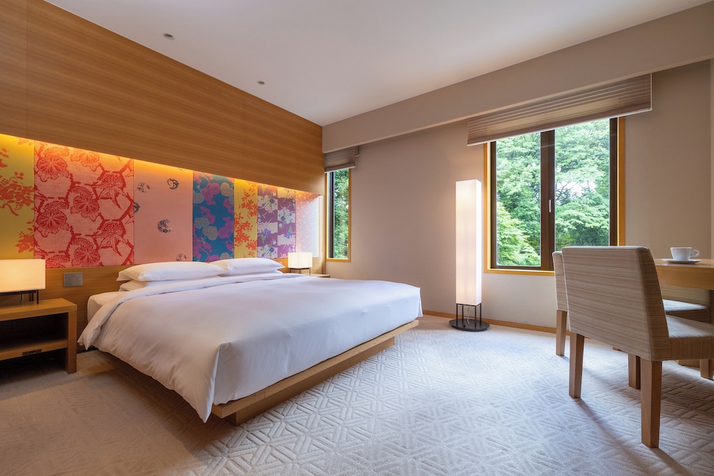 ルーム キングベッド 1 台 客室2 | ハイアット リージェンシー 京都