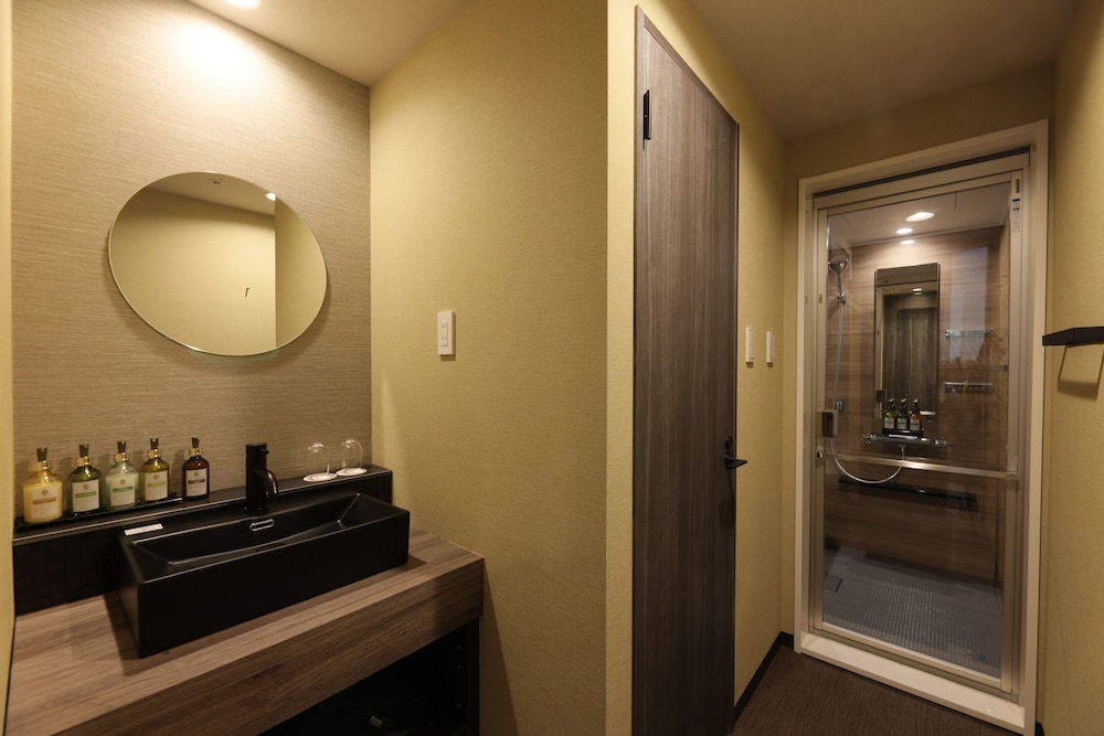 ラグジュアリー ツインルーム 禁煙 シティビュー バスルーム1 | ベイサイド ホテル アジュール竹芝・浜松町