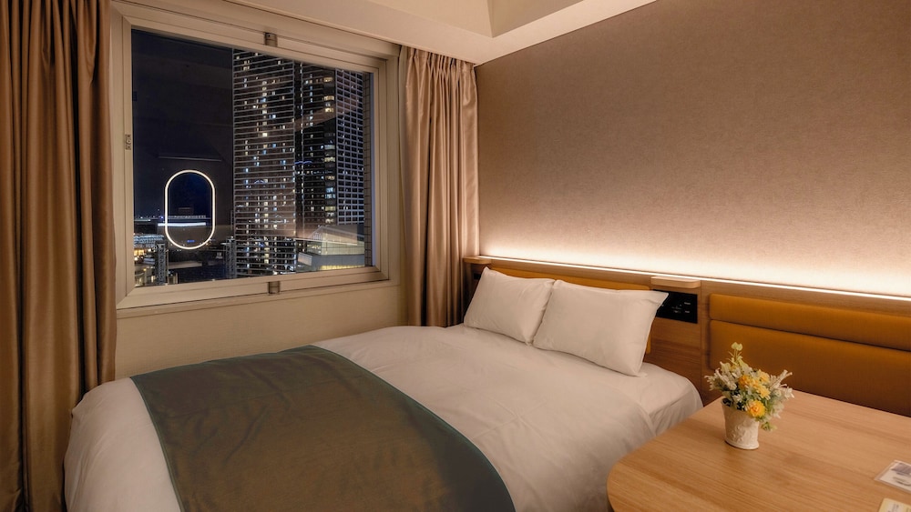 夜景ビュー スーペリアダブルルーム 禁煙 客室1 | 横浜桜木町ワシントンホテル