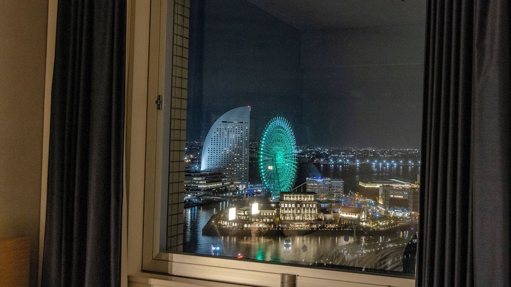 夜景ビュー スーペリアダブルルーム 禁煙 客室7 | 横浜桜木町ワシントンホテル