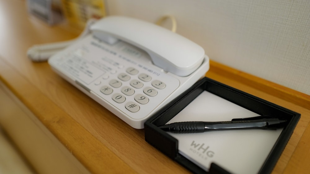 夜景ビュー カジュアルツインルーム 禁煙 客室の設備とサービス0 | 横浜桜木町ワシントンホテル