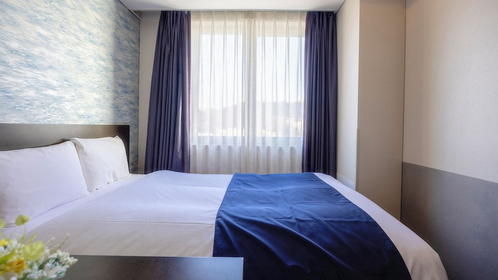 スタンダード ダブルルーム 禁煙 客室2 | 横浜桜木町ワシントンホテル