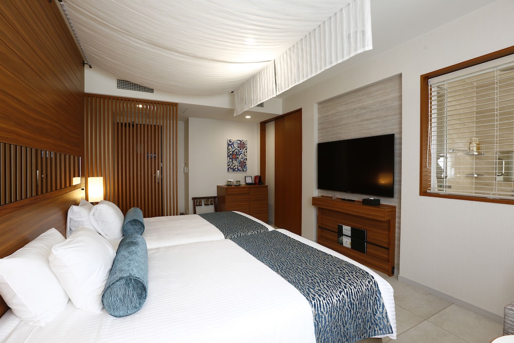 Ｊプレミアムラグジュアリー【青】 客室2 | ホテル JAL シティ那覇