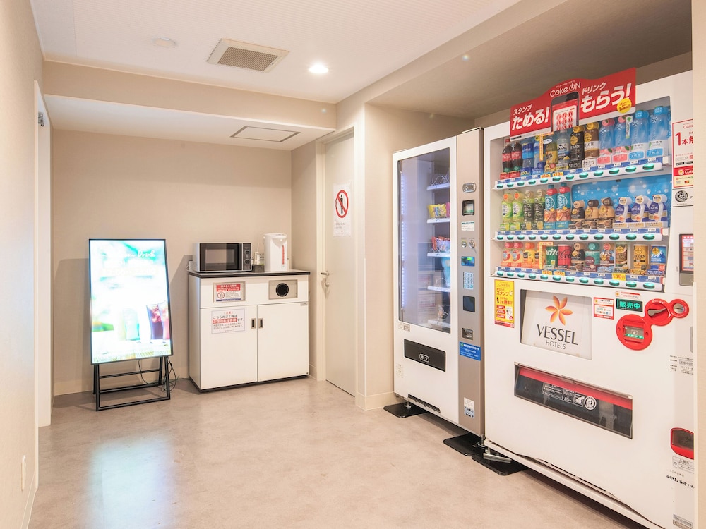 自動販売機1 | ベッセルホテル福岡貝塚