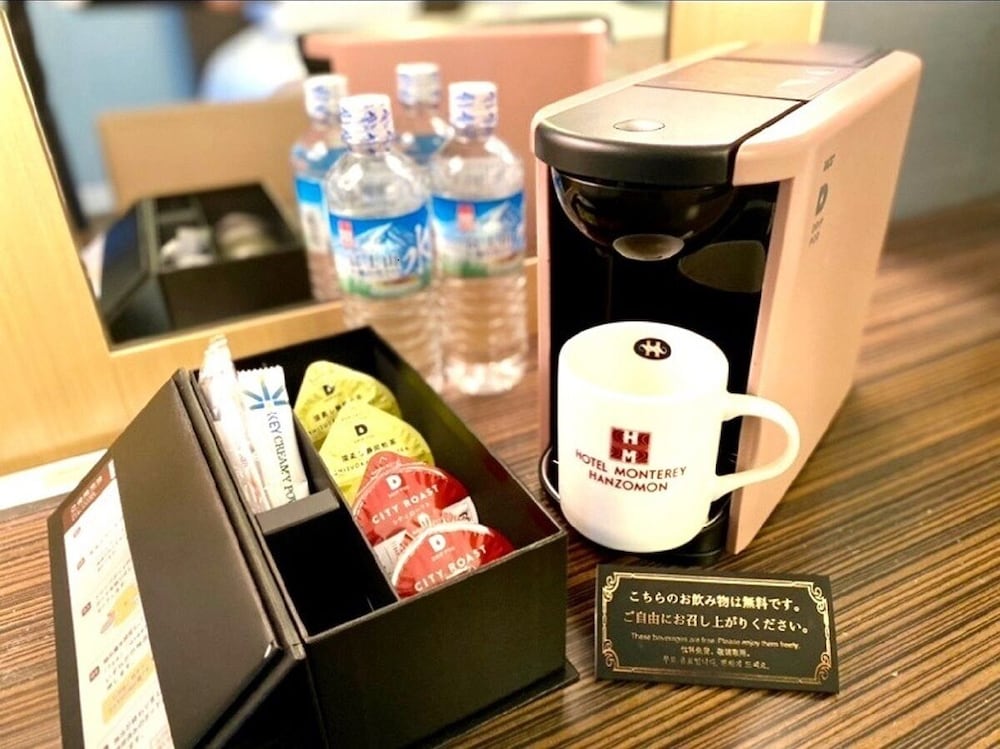 スタンダードダブル 禁煙 (15平米 160cm幅ベッド1台) コーヒー / コーヒーメーカー0 | ホテルモントレ半蔵門