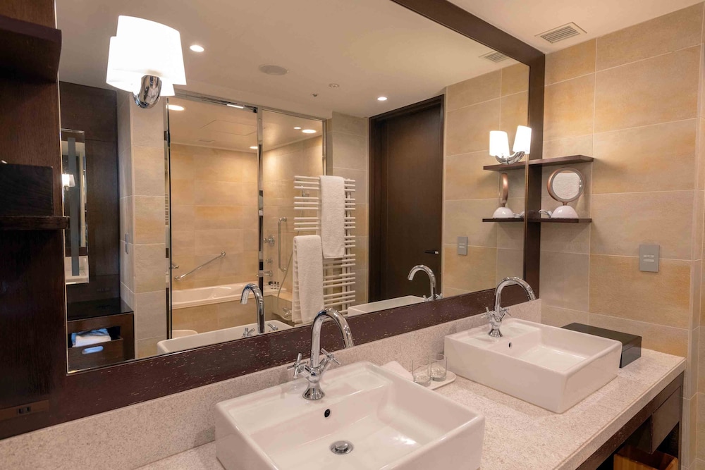 ルーム シングルベッド 2 台 バスルーム2 | ハイアット リージェンシー箱根リゾート アンド スパ