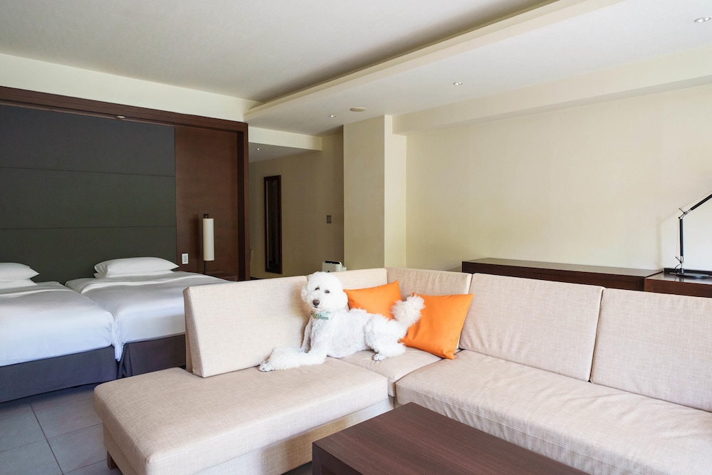 デラックス ルーム シングルベッド 2 台 (Dog Friendly) 客室1 | ハイアット リージェンシー箱根リゾート アンド スパ